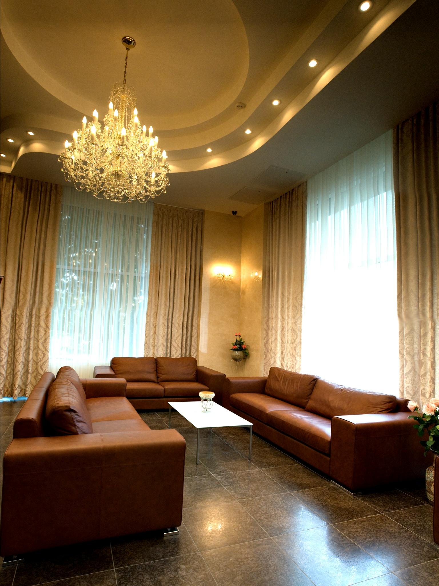 Manhattan Hotel&Restaurant Chisinau Bagian luar foto