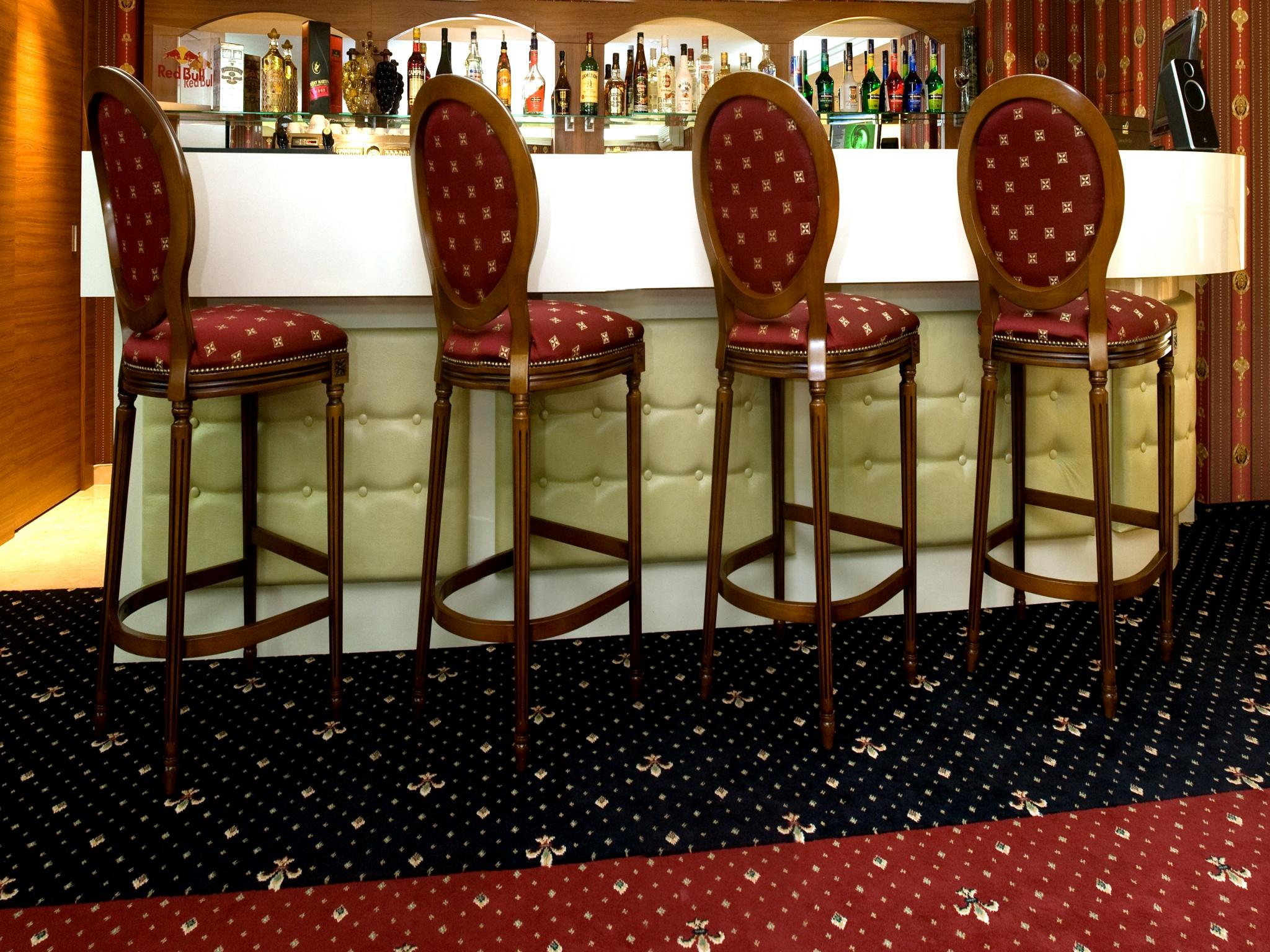 Manhattan Hotel&Restaurant Chisinau Bagian luar foto